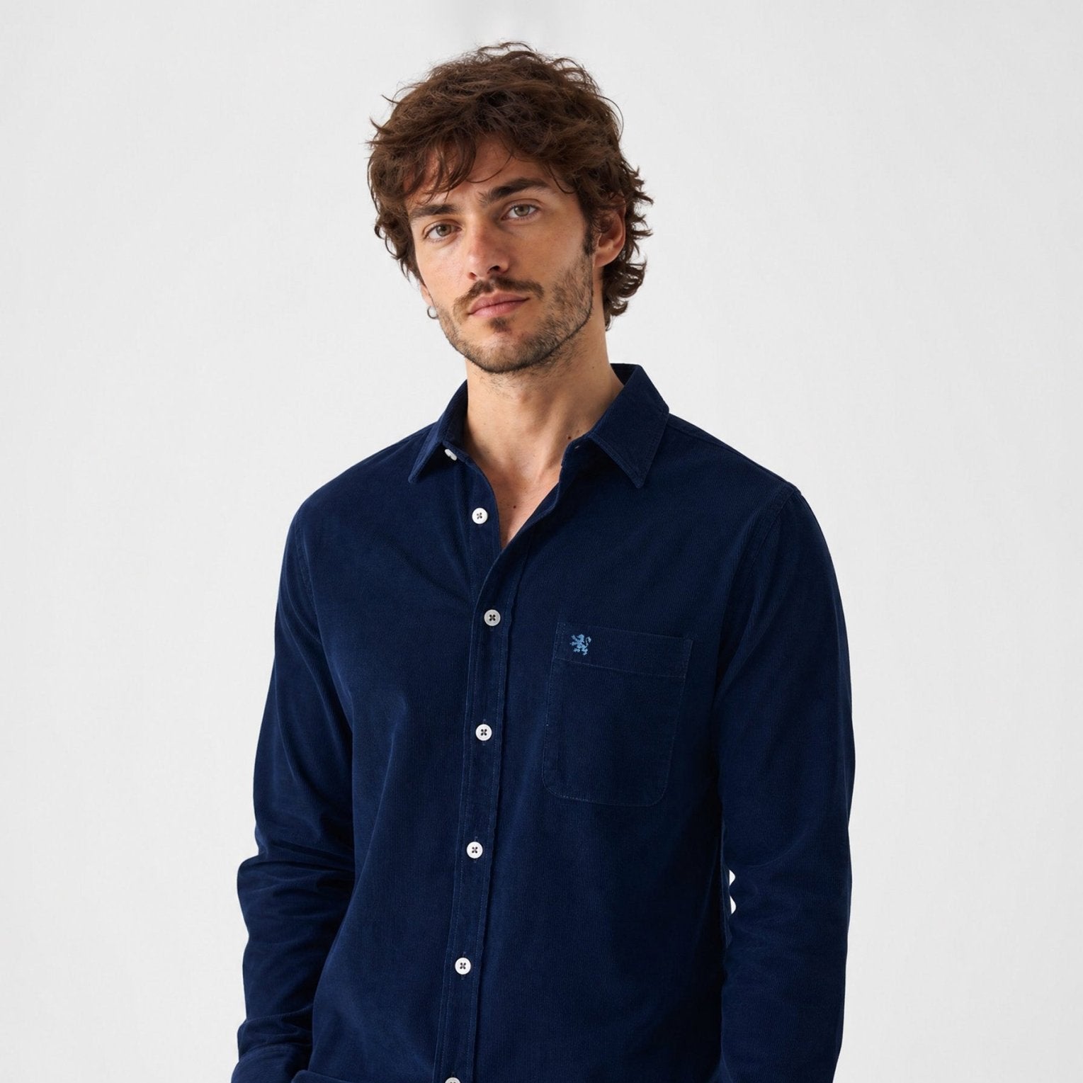Manchester Camisa de Micropana Regular Fit color marino para hombre