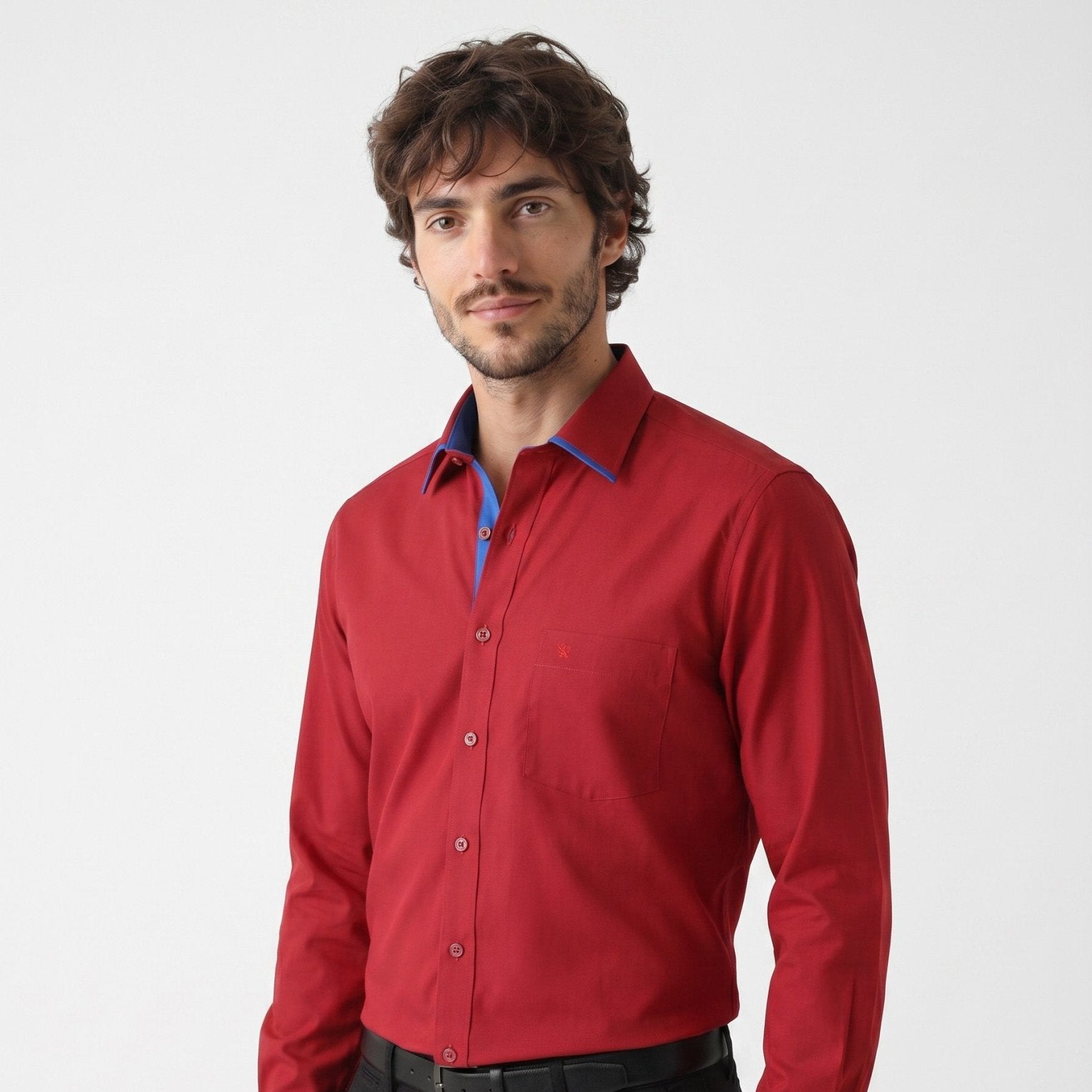 Manchester Camisa de Vestir Lisa Corte Slim Fit Cuello Roma color vino para hombre