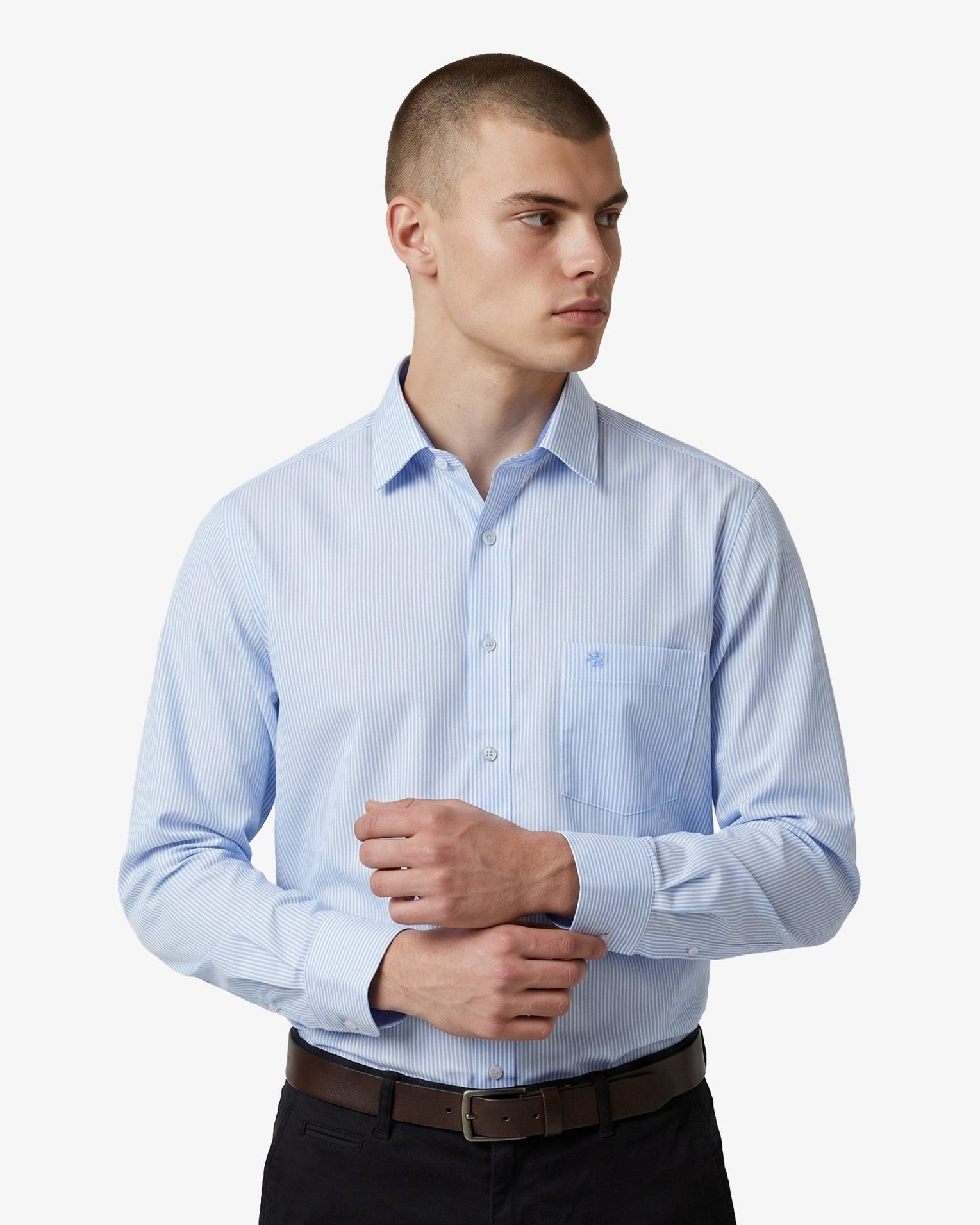 Manchester Camisa de Vestir Regular Fit a Rayas color celeste para hombre