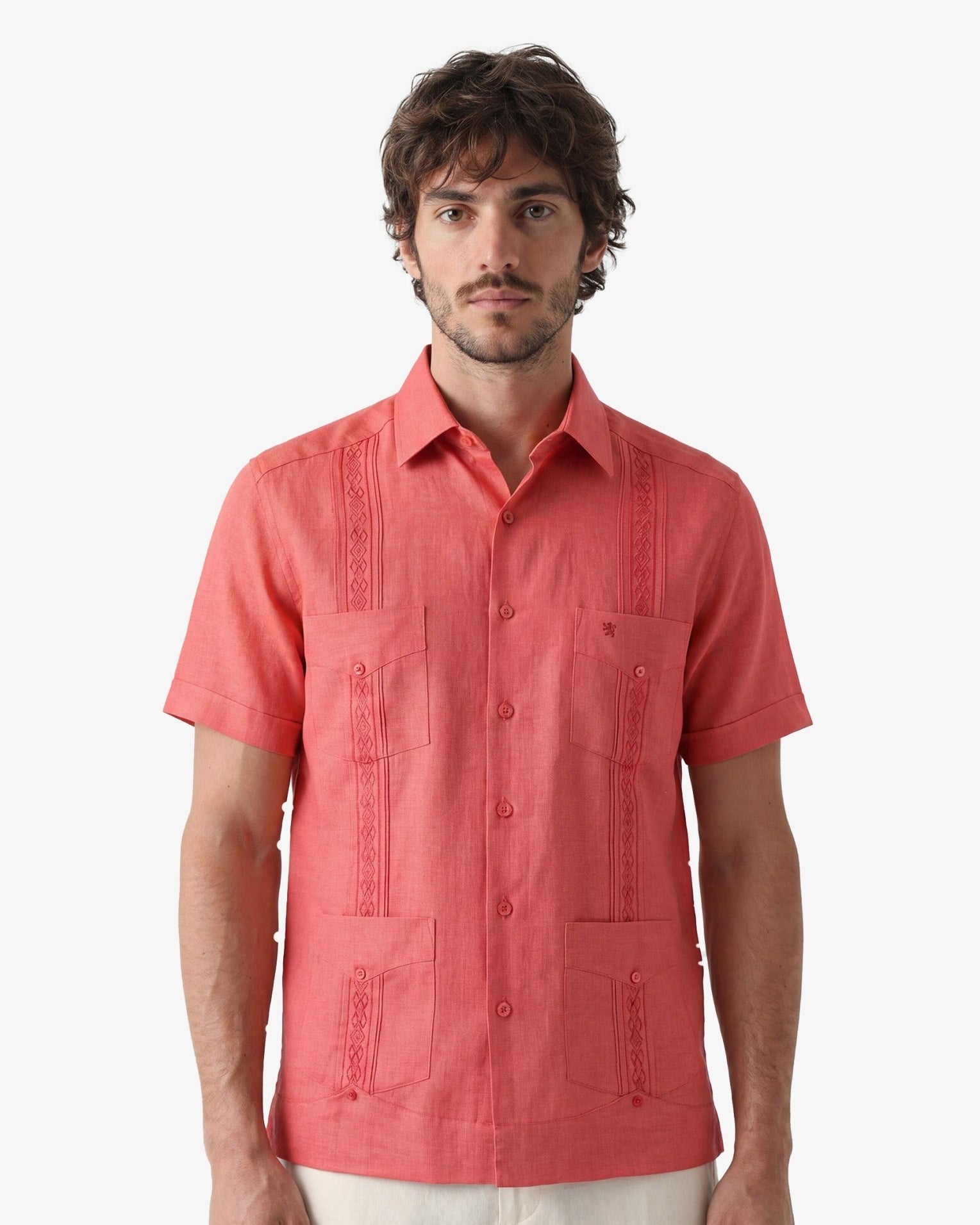 Manchester Camisa Guayabera Slim Fit Poliéster y Algodón Manga Corta color rojo para hombre