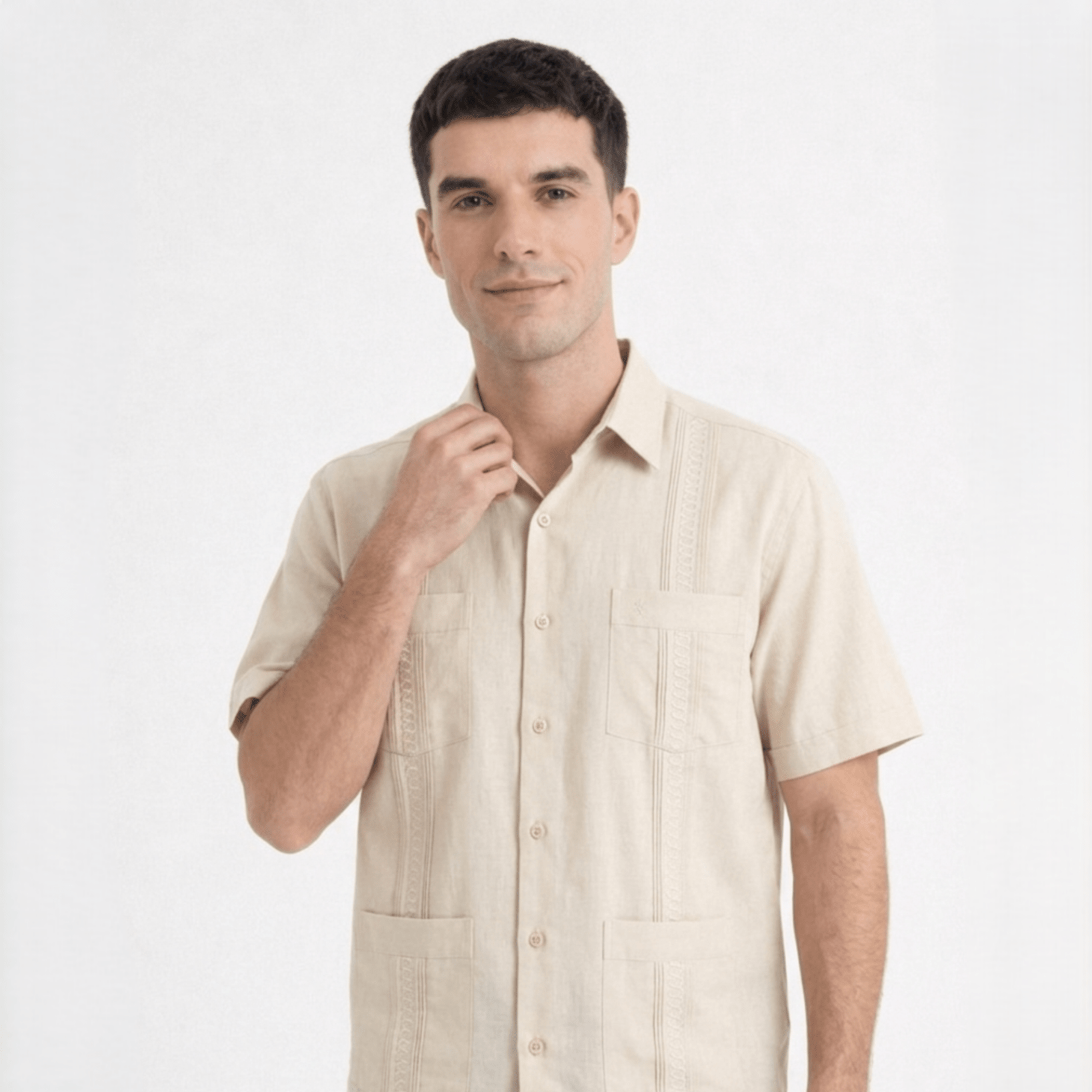 Manchester Guayabera Corta con Bordado de Circulos Cuatro Bolsas - Manchester