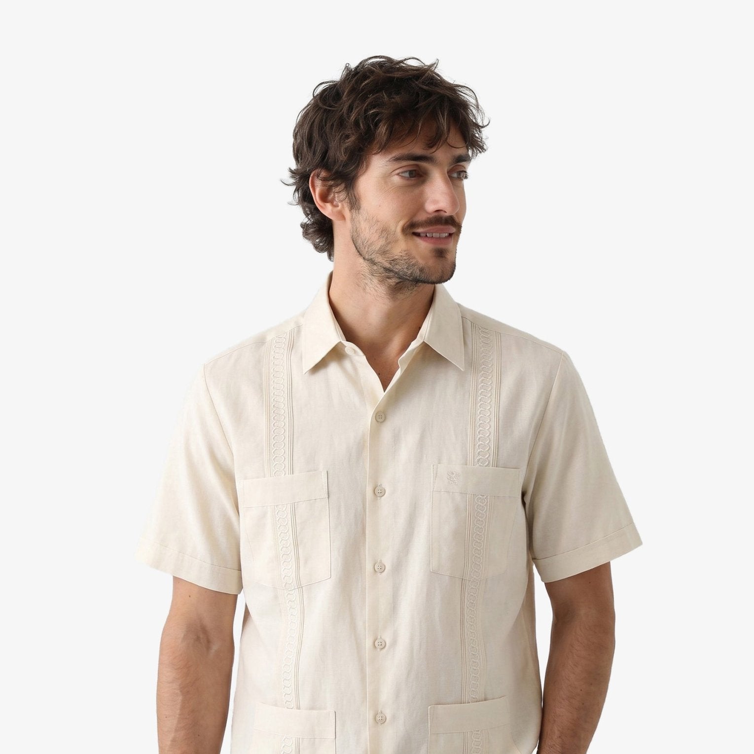 Manchester Guayabera Corta con Bordado de Circulos Cuatro Bolsas - Manchester