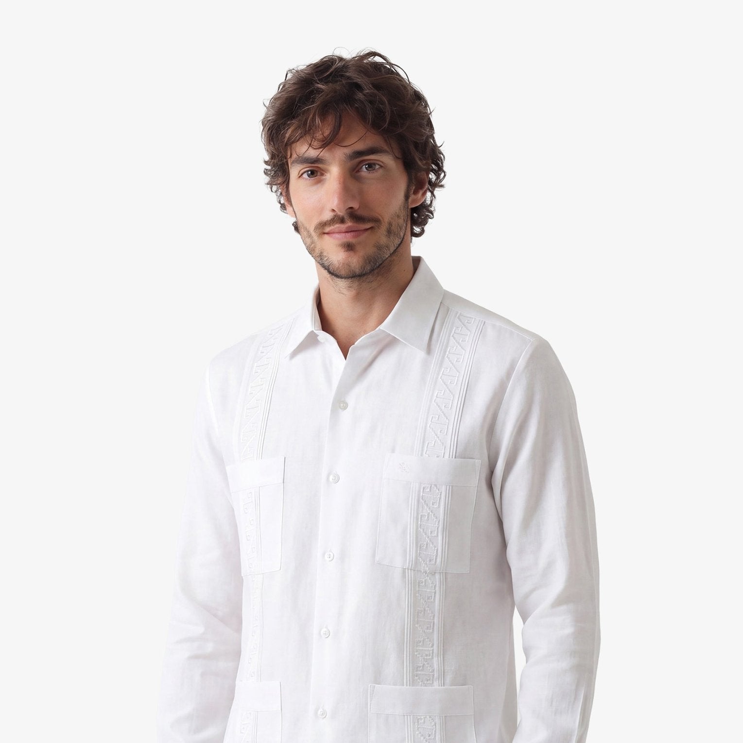 Manchester Guayabera Premium con Bordado Geométrico Elegante - Manchester