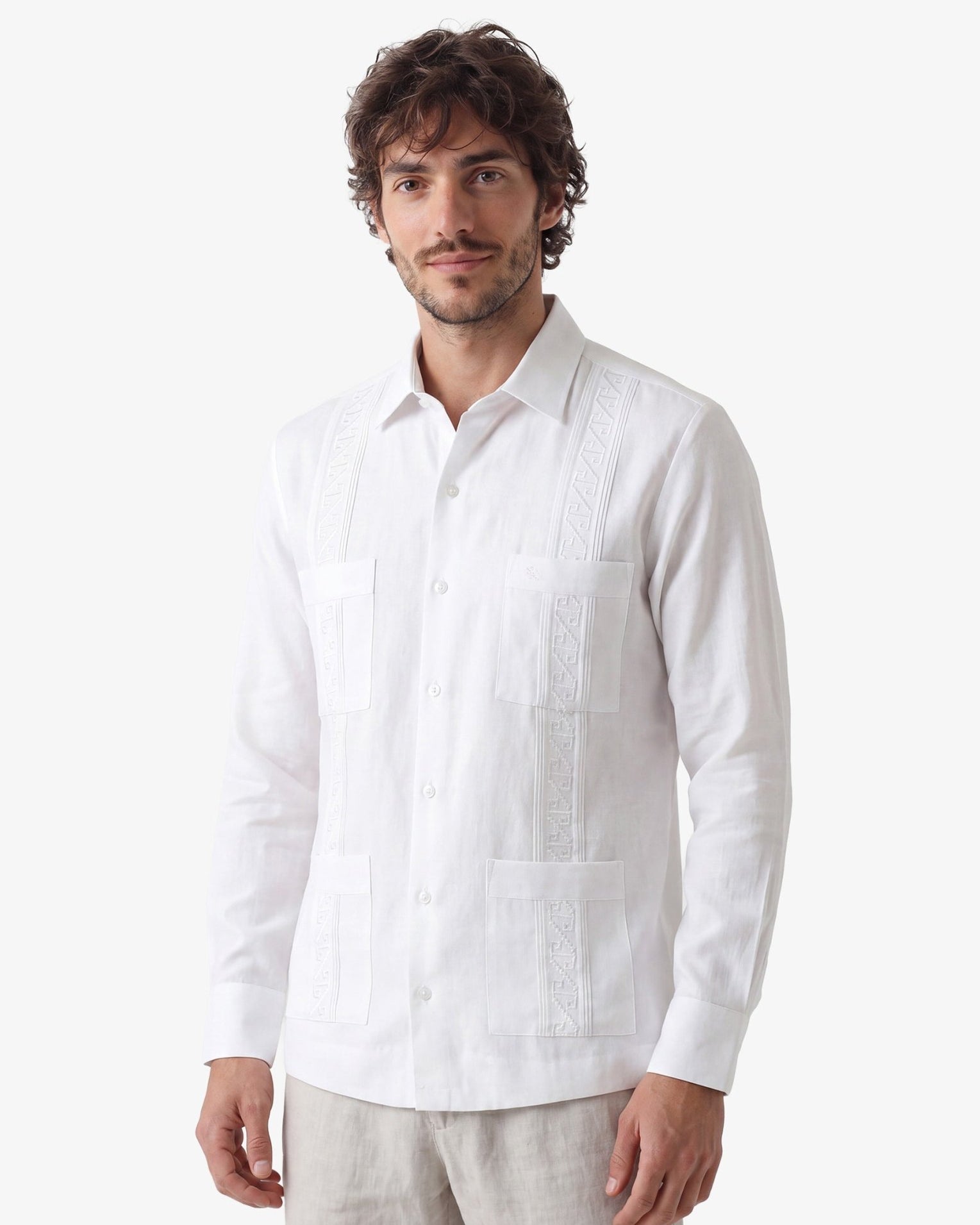 Manchester Guayabera Premium con Bordado Geométrico Elegante - Manchester