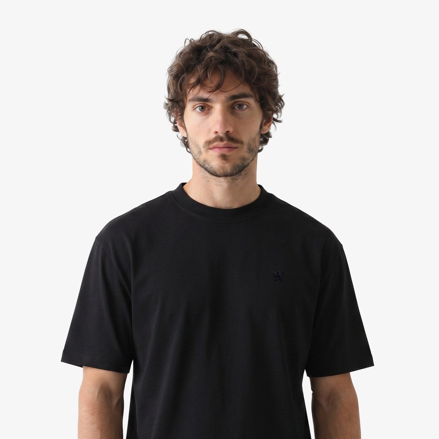 Manchester Playera Lisa color negro para hombre