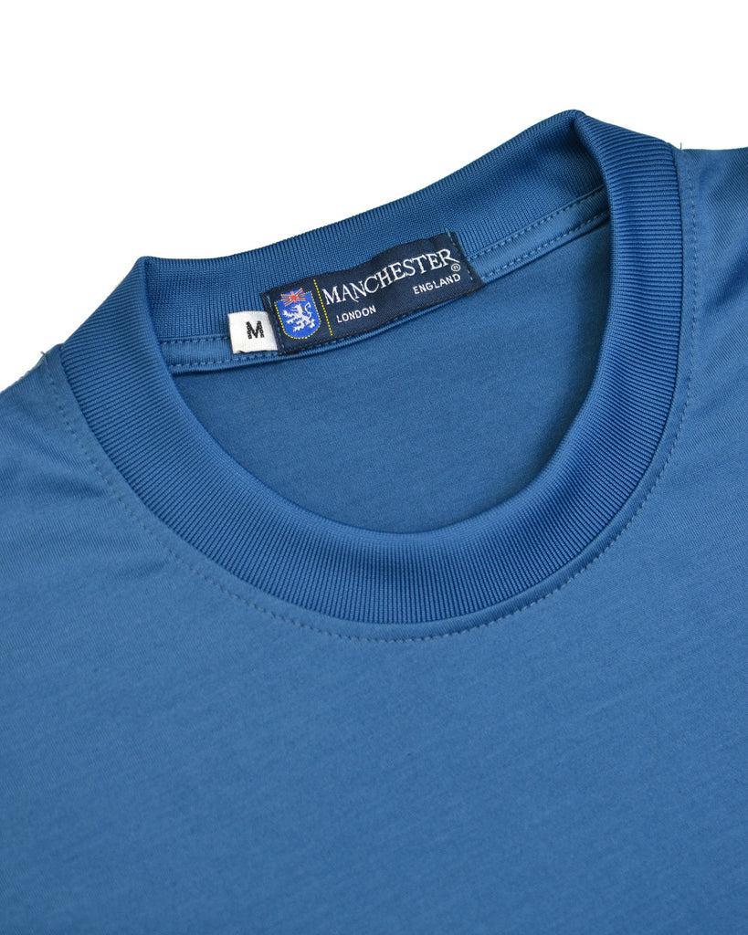 {"altText": "Manchester Polo Lisa Azul Manga Corta Regular Fit en Poli\u00e9ster y Algod\u00f3n Vista Cuello Clasico", "color": "AZUL FRANCIA", "url": "https://cdn.shopify.com/s/files/1/0762/6925/7013/files/1039-U_Azul_Franc_3.jpg?v=1701709540"}