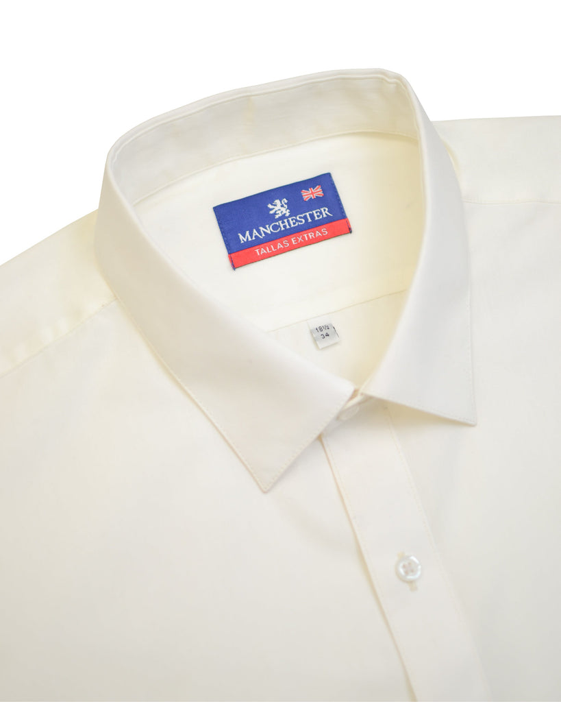 Manchester Camisa de Vestir Tallas Extras de Manga Larga y Cuello Ajustable Vista Frontal de Cuello en Hueso