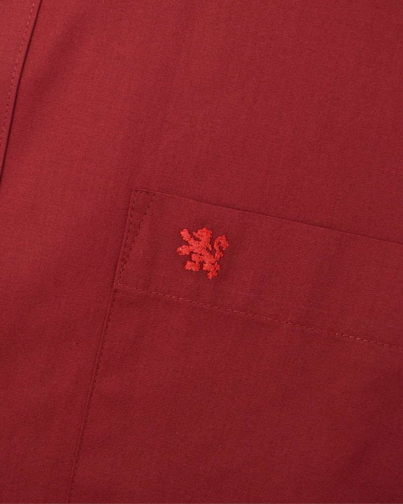 Manchester Camisa de Vestir Tallas Extras Vino de Manga Larga y Cuello Ajustable Vista Logo Bordado