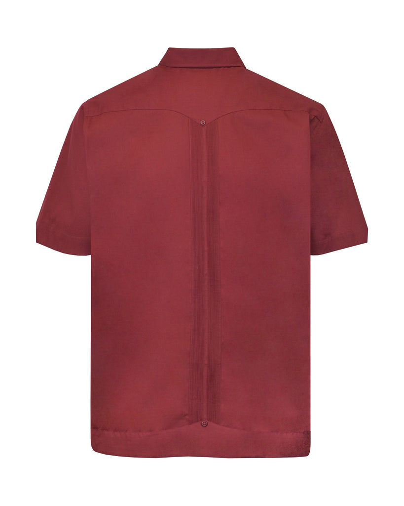 {"altText": "Manchester Guayabera Manga Corta con Cuello M\u00f3naco Vista Trasera en Guindo", "color": "GUINDO", "url": "https://cdn.shopify.com/s/files/1/0762/6925/7013/files/3433-B_Guindo_2.jpg?v=1705076736"}