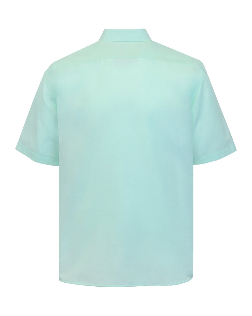 {"altText": "Manchester Camisa Manga Corta Regular Fit con Algod\u00f3n y Poli\u00e9ster Vista Trasera en Menta", "color": "MENTA", "url": "https://cdn.shopify.com/s/files/1/0762/6925/7013/files/4001-C_MENTA_2.jpg?v=1702320019"}