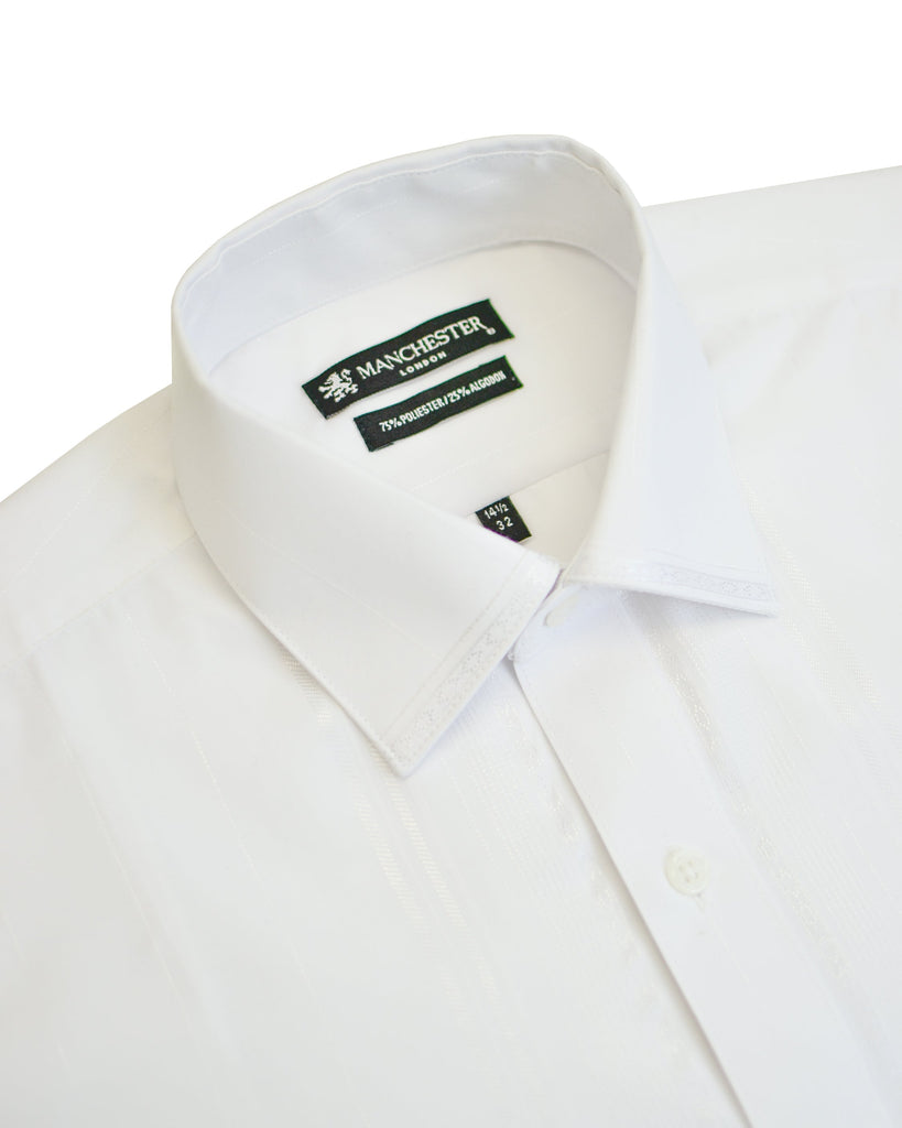 {"altText": "Manchester Camisa de Vestir Pu\u00f1o Convertible  Vista Cuello Ajustable", "color": "BLANCO", "url": "https://cdn.shopify.com/s/files/1/0762/6925/7013/files/5212-X_3.jpg?v=1698853239"}