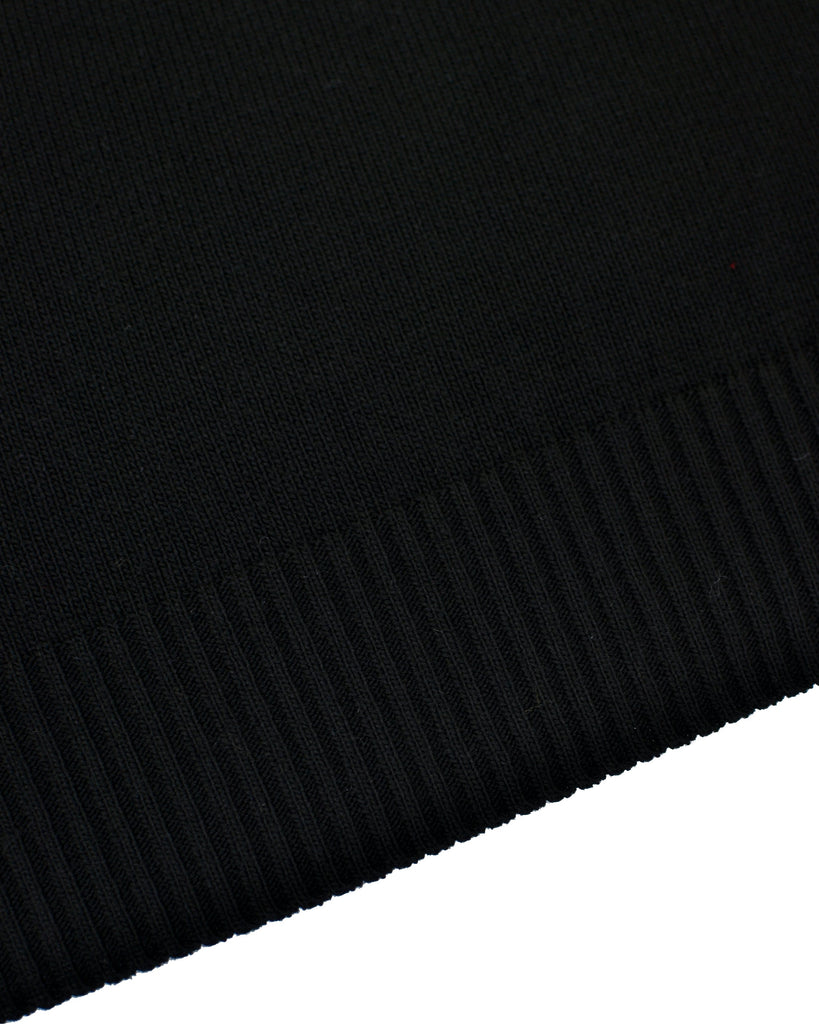 Manchester Sueter Slim Fit en Acrilico Vista Detalle Bordado