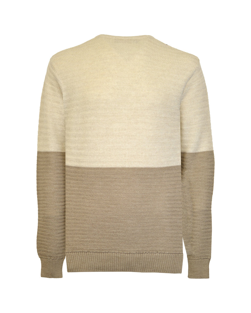 {"altText": "Manchester Su\u00e9ter Cuello V Beige en Mezcla de Lana y Acr\u00edlico Vista de Espalda", "color": "BEIGE MEDIO", "url": "https://cdn.shopify.com/s/files/1/0762/6925/7013/files/7518-O_Beige_2.jpg?v=1701101532"}