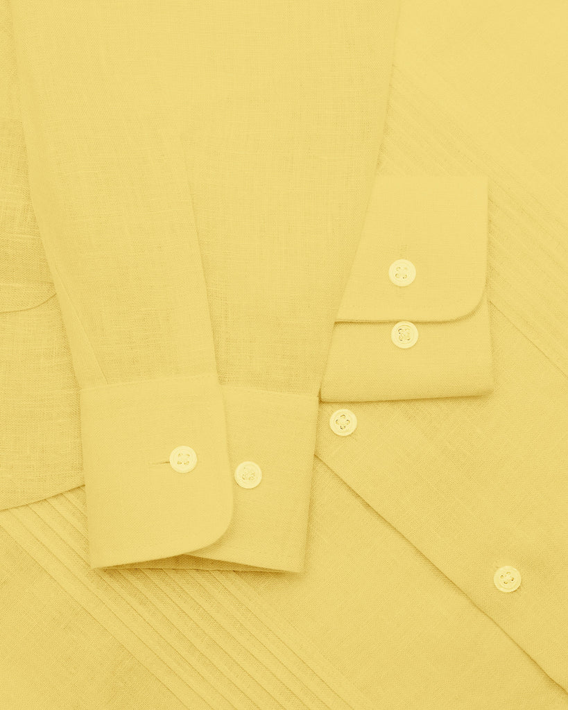 Manchester Junior Guayabera de Lino Manga Larga Vista Alforza y Botones en Amarillo