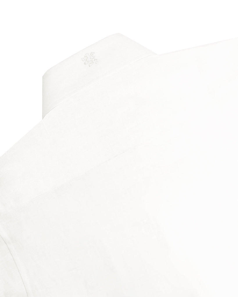 Manchester Junior Guayabera de Lino Manga Larga Vista Trasera de Cuello en Blanco