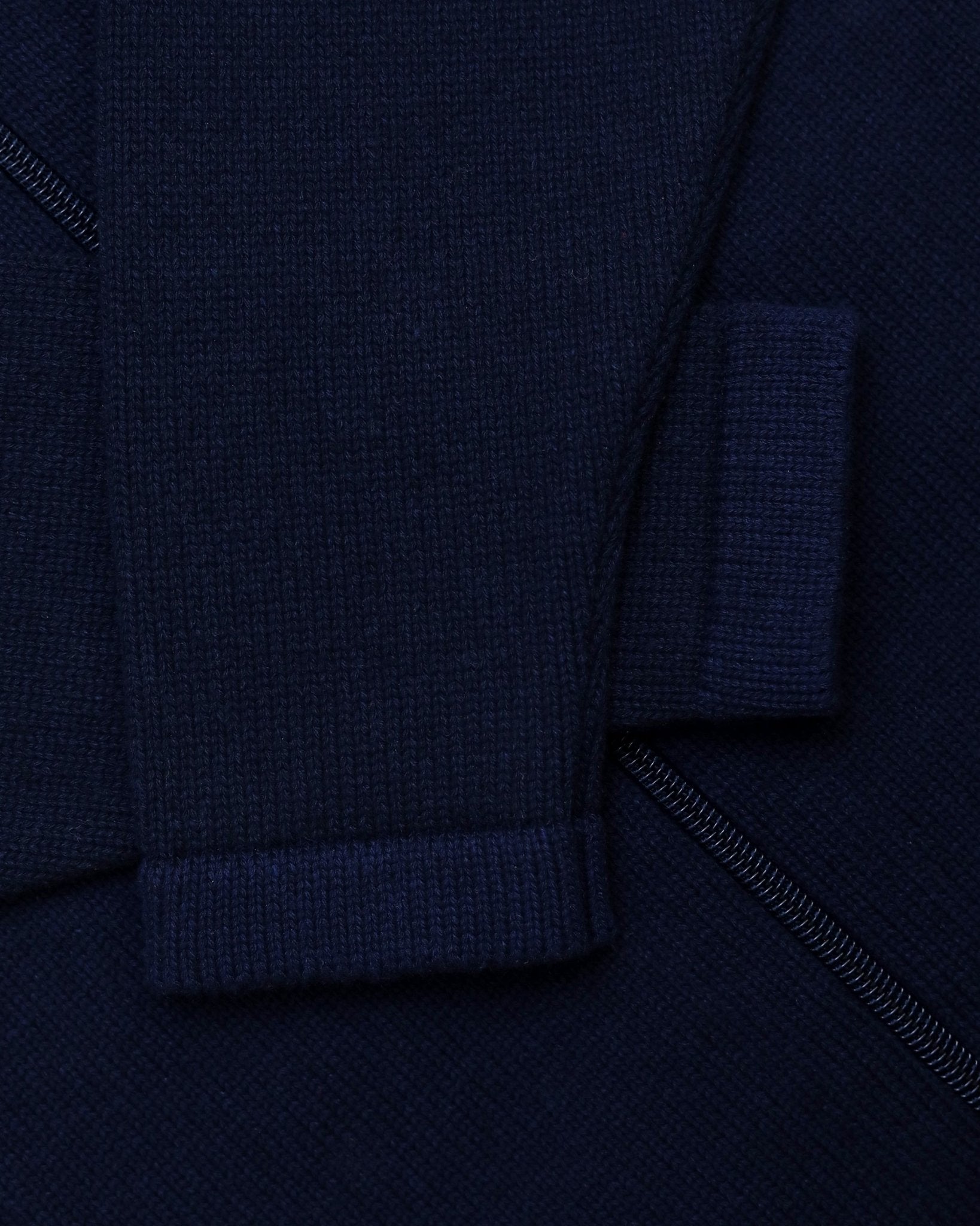 Manchester Junior Sweater Liso a Punto color marino para niño