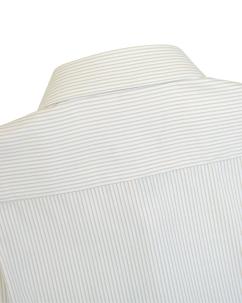 {"altText": "Manchester Camisa de Vestir Regular Fit a Rayas Pu\u00f1o Convertible Vista Cuello de Espalda", "color": "BEIGE", "url": "https://cdn.shopify.com/s/files/1/0762/6925/7013/files/5604-F_Beige_6.jpg?v=1706544881"}