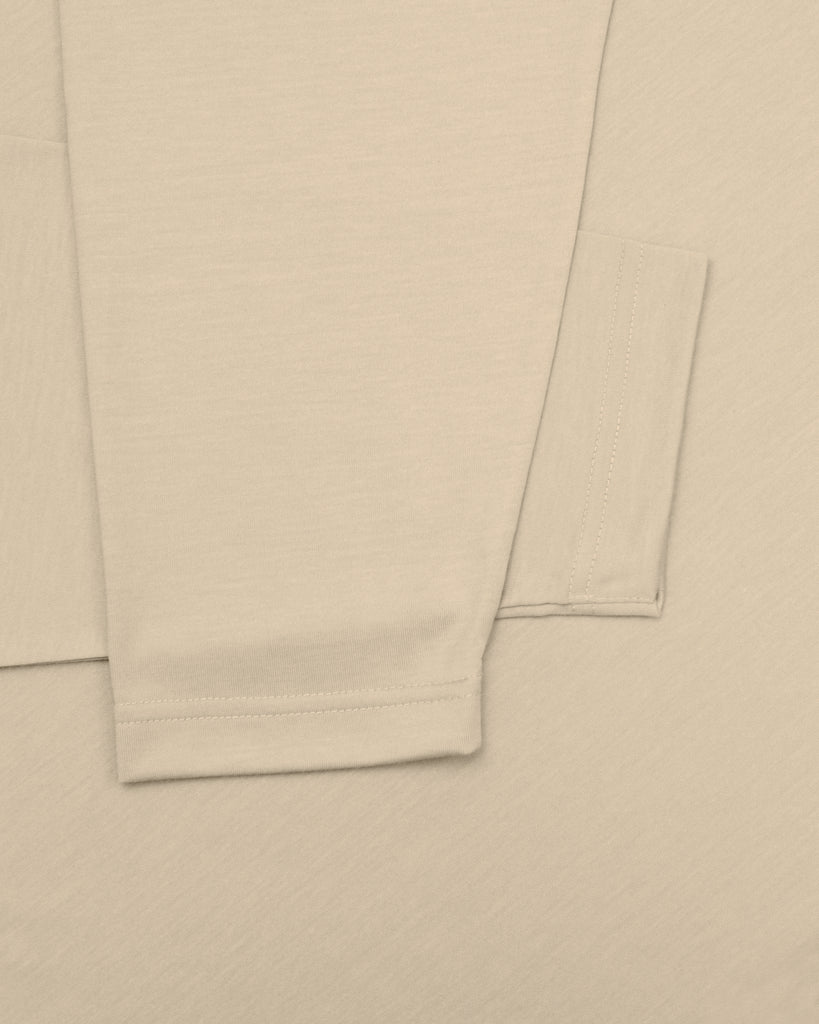 {"altText": "Manchester Polo en Beige Claro Regular Fit Manga Larga Vista de Mangas", "color": "BEIGE", "url": "https://cdn.shopify.com/s/files/1/0762/6925/7013/files/1034-U_Beige_5.jpg?v=1704404474"}