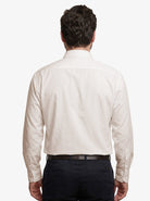 Manchester Camisa de Vestir Big and Tall Cuello Ajustable Algodón y Poliéster color hueso para hombre
