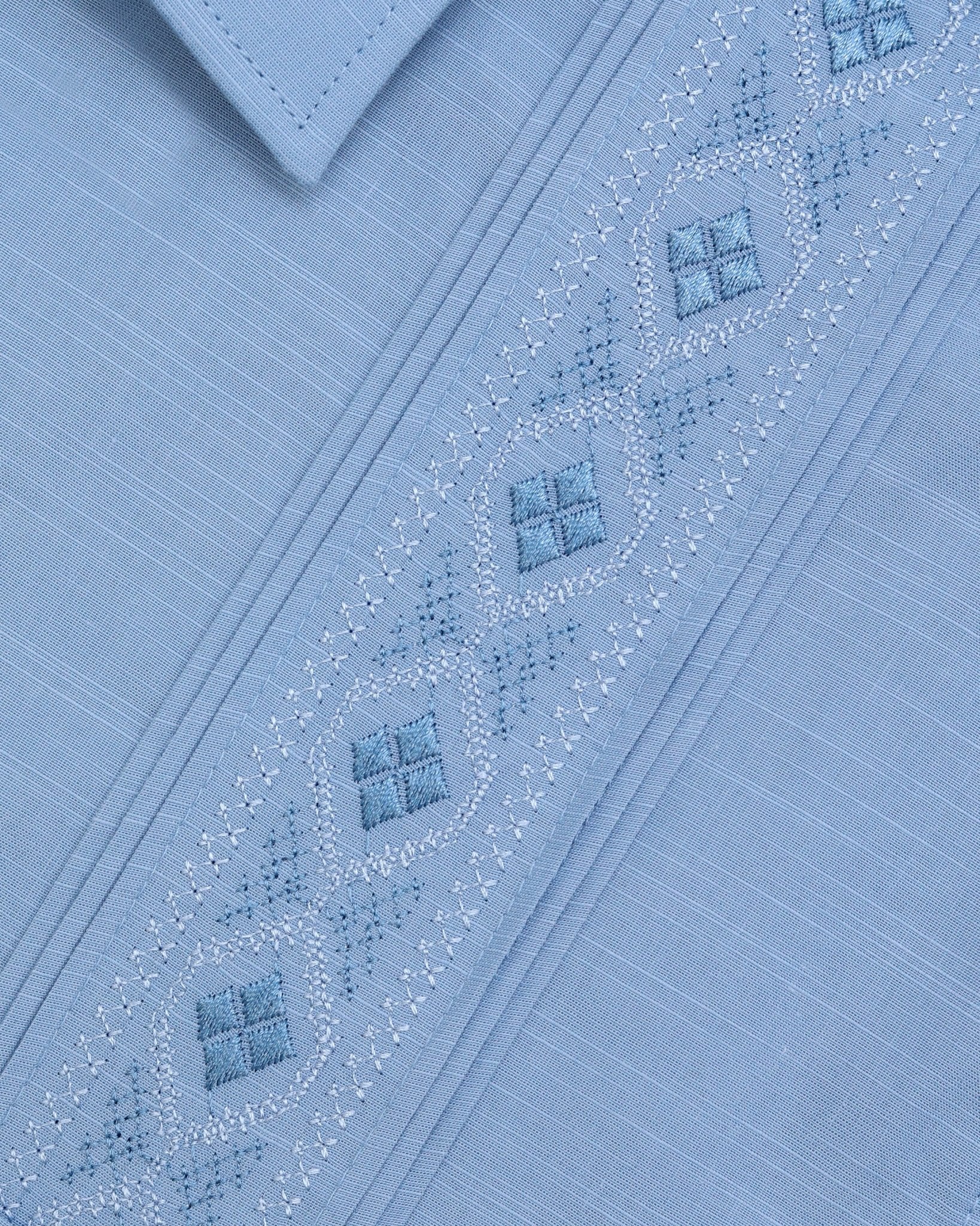 Manchester Guayabera Bordado Geométrico y Alforzas Finas - Manga Corta - Manchester