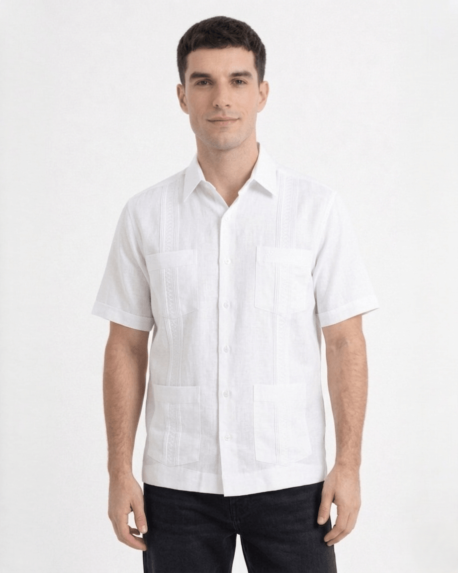 Manchester Guayabera Corta con Bordado de Circulos Cuatro Bolsas - Manchester
