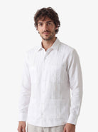 Manchester Guayabera Premium con Bordado Geométrico Elegante - Manchester