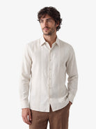 Manchester Guayabera sin Bolsas Slim Fit con Puño Convertible de Lino - Manchester