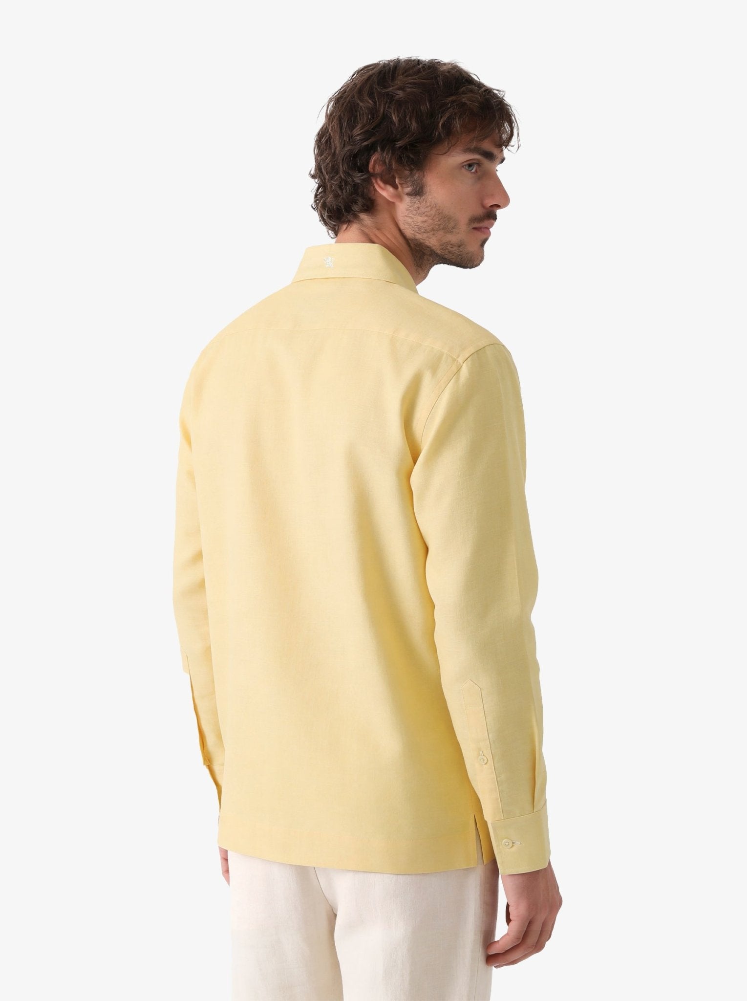 Manchester Guayabera sin Bolsas Slim Fit con Puño Convertible de Lino - Manchester