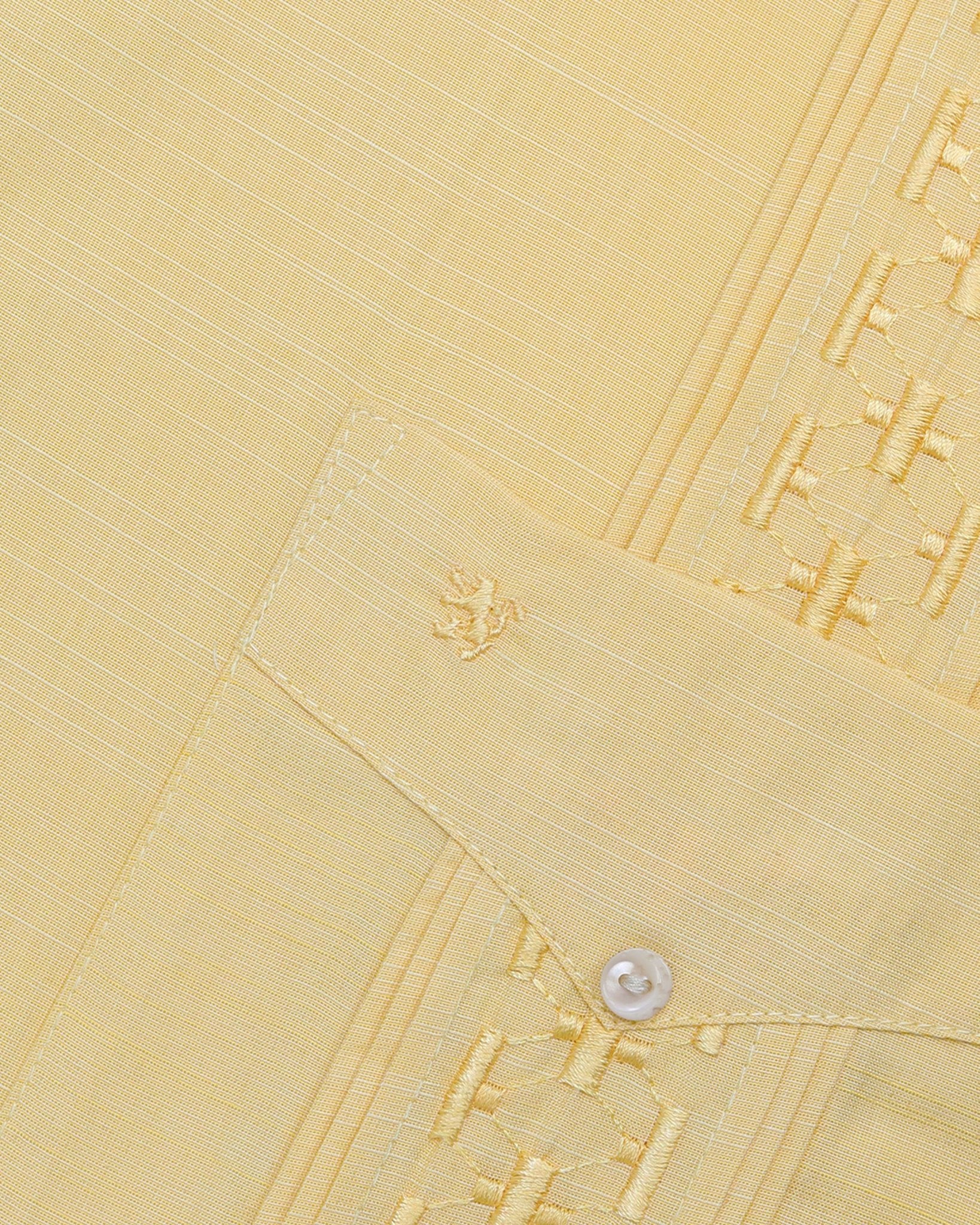 Manchester Guayabera Tradicional Alforzas Bordado Vertical - Manchester