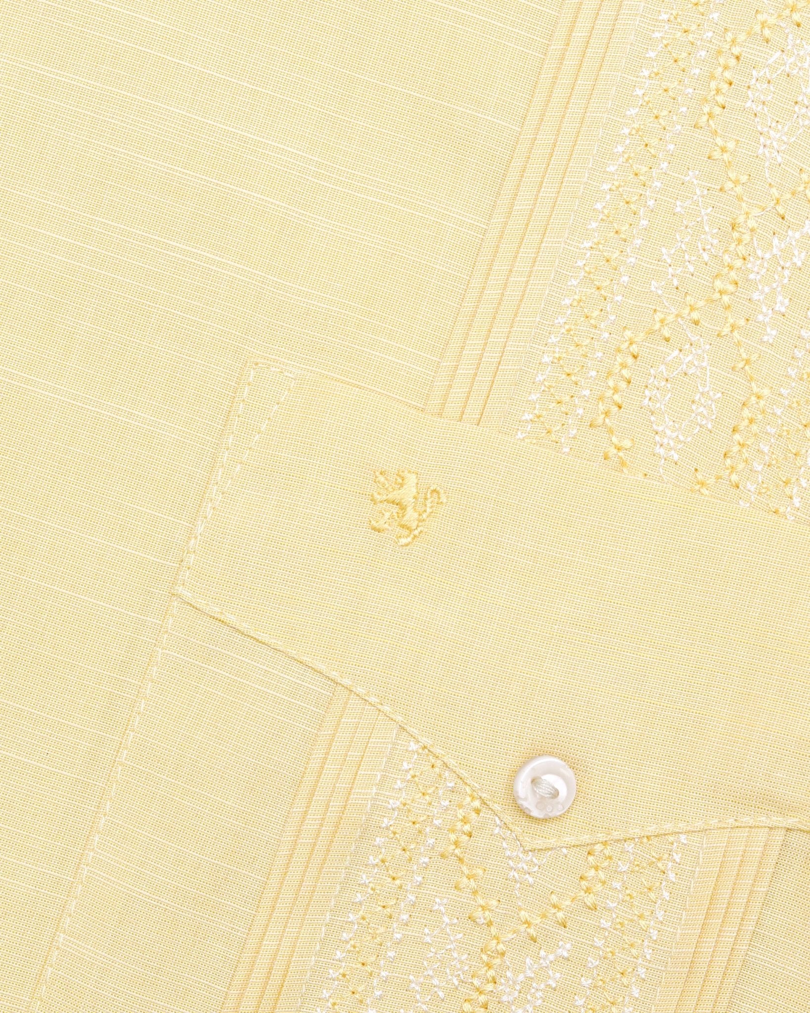 Manchester Guayabera Tradicional Alforzas Finas y Bordado - Manchester