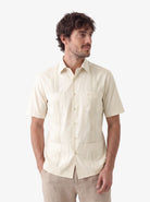 Manchester Guayabera Tradicional Cuatro Bolsas Caribe Esencial - Manga Corta - Manchester