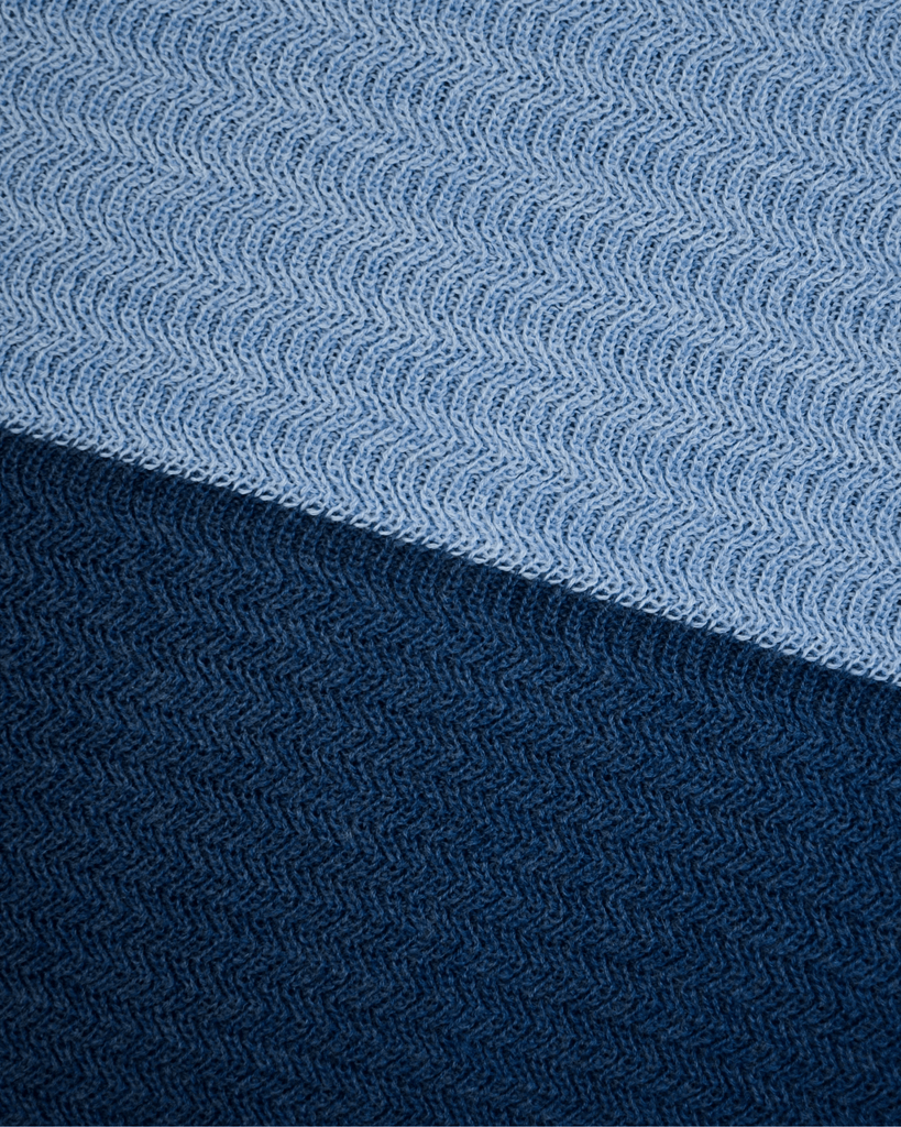 Manchester Suéter Cuello V Bicolor en Mezcla de Lana y Acrílico - Manchester