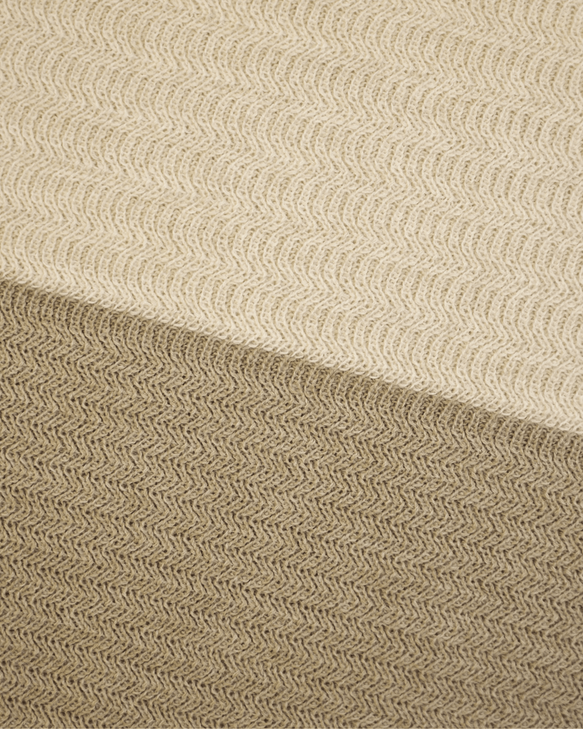 Manchester Suéter Cuello V Bicolor en Mezcla de Lana y Acrílico - Manchester