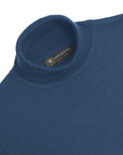 Manchester Sweater con Cuello Tortuga color azul jaspe para hombre