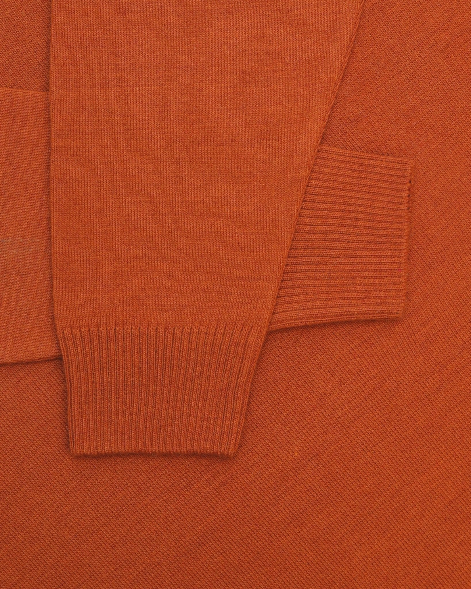 Manchester Sweater con Cuello Tortuga - Manchester