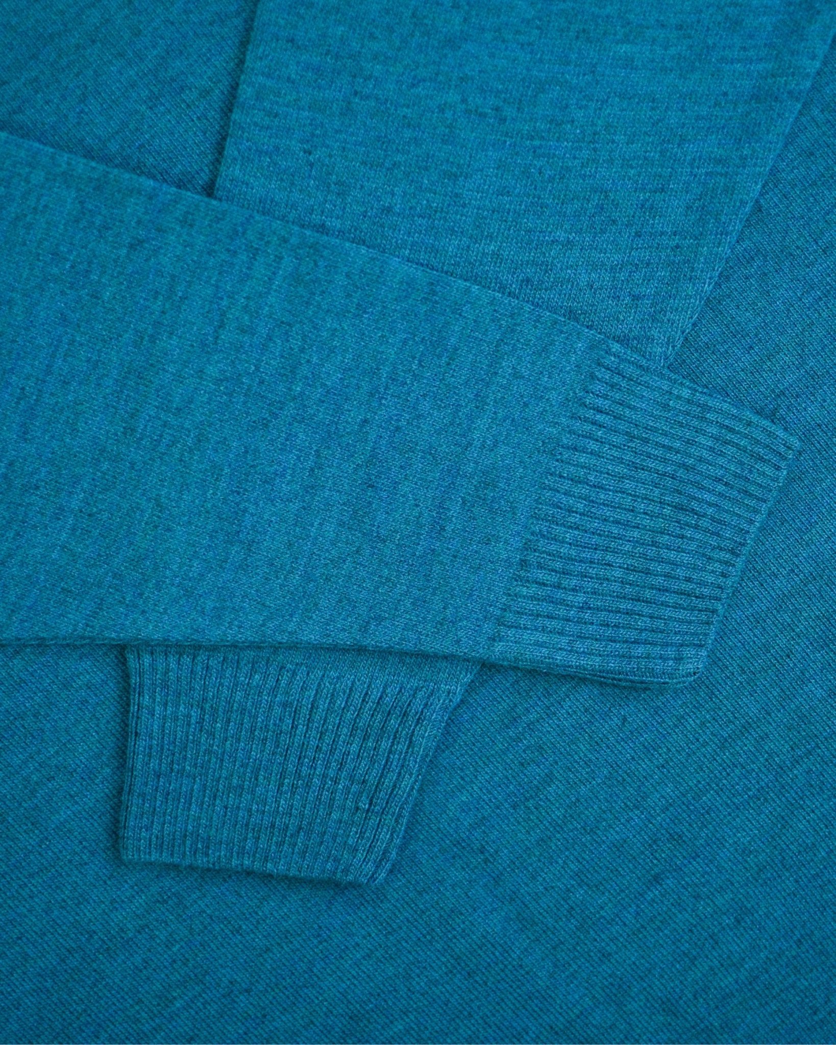 Manchester Sweater con Cuello V Elegante - Manchester