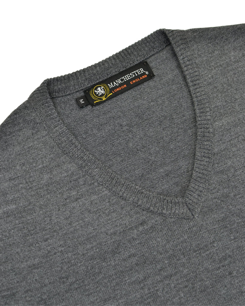 Manchester Sweater con Cuello V Elegante - Manchester